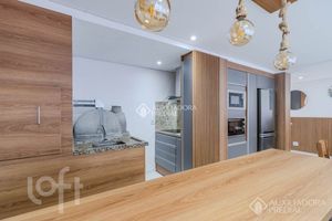 Image 7 - 926385