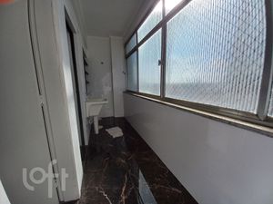 Image 10 - 926410