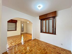 Image 19 - 926430