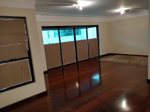 Image 3 - 926463