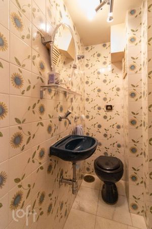 Image 16 - 926465