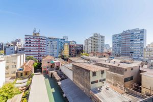 Image 11 - 926471