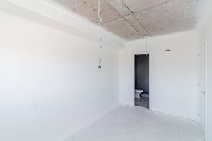 Image 7 - 926477
