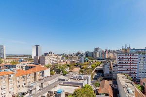 Image 3 - 926477
