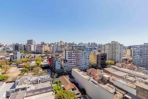 Image 18 - 926480