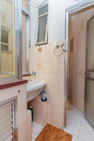 Image 34 - 926494