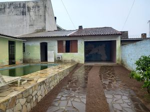 Image 1 - 926495