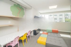 Image 3 - 926496