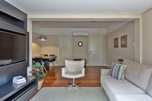 Image 4 - 926497