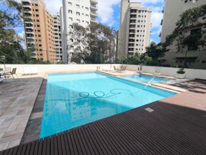 Image 38 - 926500