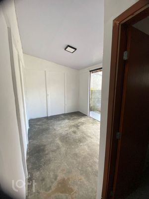 Image 4 - 926518