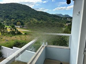 Image 20 - 926519