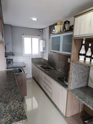 Image 3 - 926525