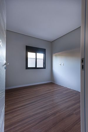 Image 22 - 926526