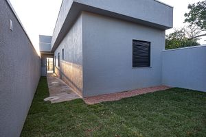 Image 37 - 926526