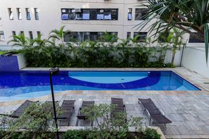 Image 6 - 926544