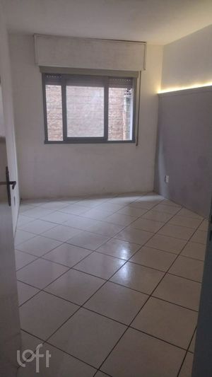 Image 21 - 926547