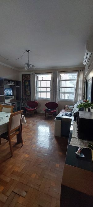 Image 1 - 926552