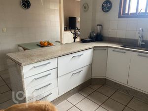Image 10 - 926553