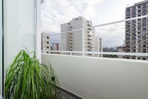 Image 31 - 926570