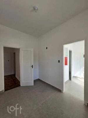 Image 4 - 926575