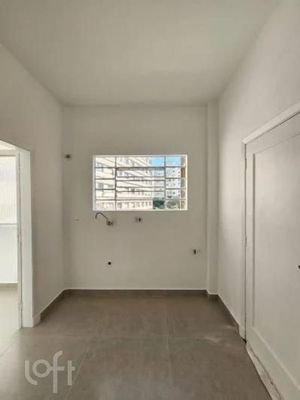 Image 6 - 926575