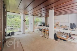 Image 35 - 926576