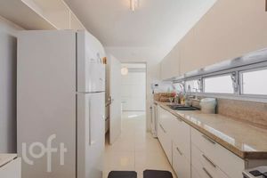 Image 4 - 926576