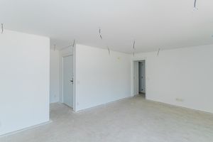 Image 7 - 926579