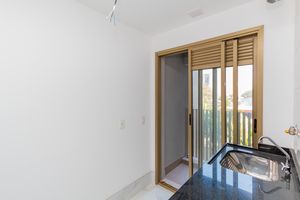 Image 38 - 926579