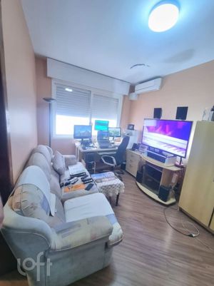 Image 3 - 926582