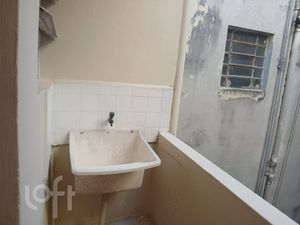 Image 10 - 926591