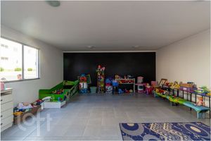 Image 7 - 926599