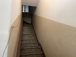 Image 1 - 926604