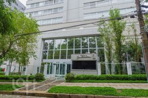 Image 40 - 926624