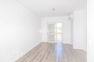 Image 8 - 926630