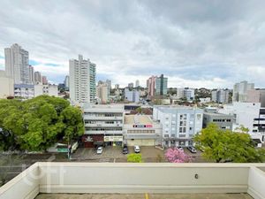 Image 29 - 926631