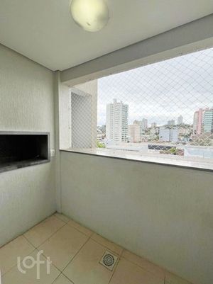 Image 14 - 926631