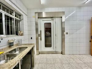 Image 8 - 926645