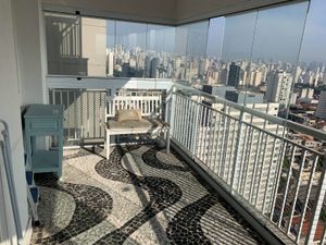 Image 17 - 926648