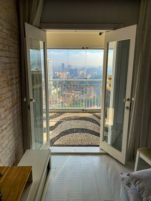 Image 13 - 926648