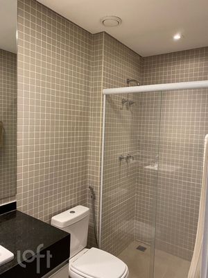 Image 11 - 926651