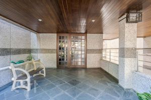 Image 30 - 926662
