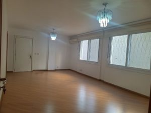 Image 1 - 926665