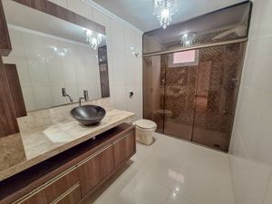 Image 13 - 926665