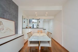 Image 10 - 926670