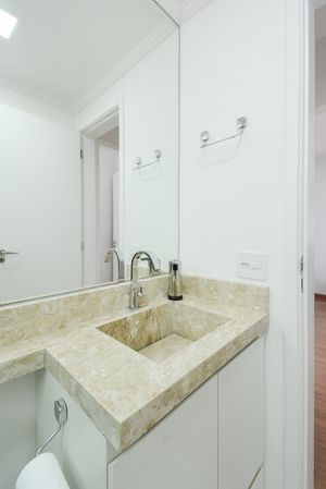 Image 3 - 926670