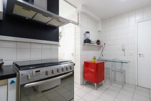 Image 22 - 926697