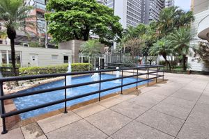 Image 41 - 926697