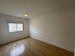 Image 7 - 926702